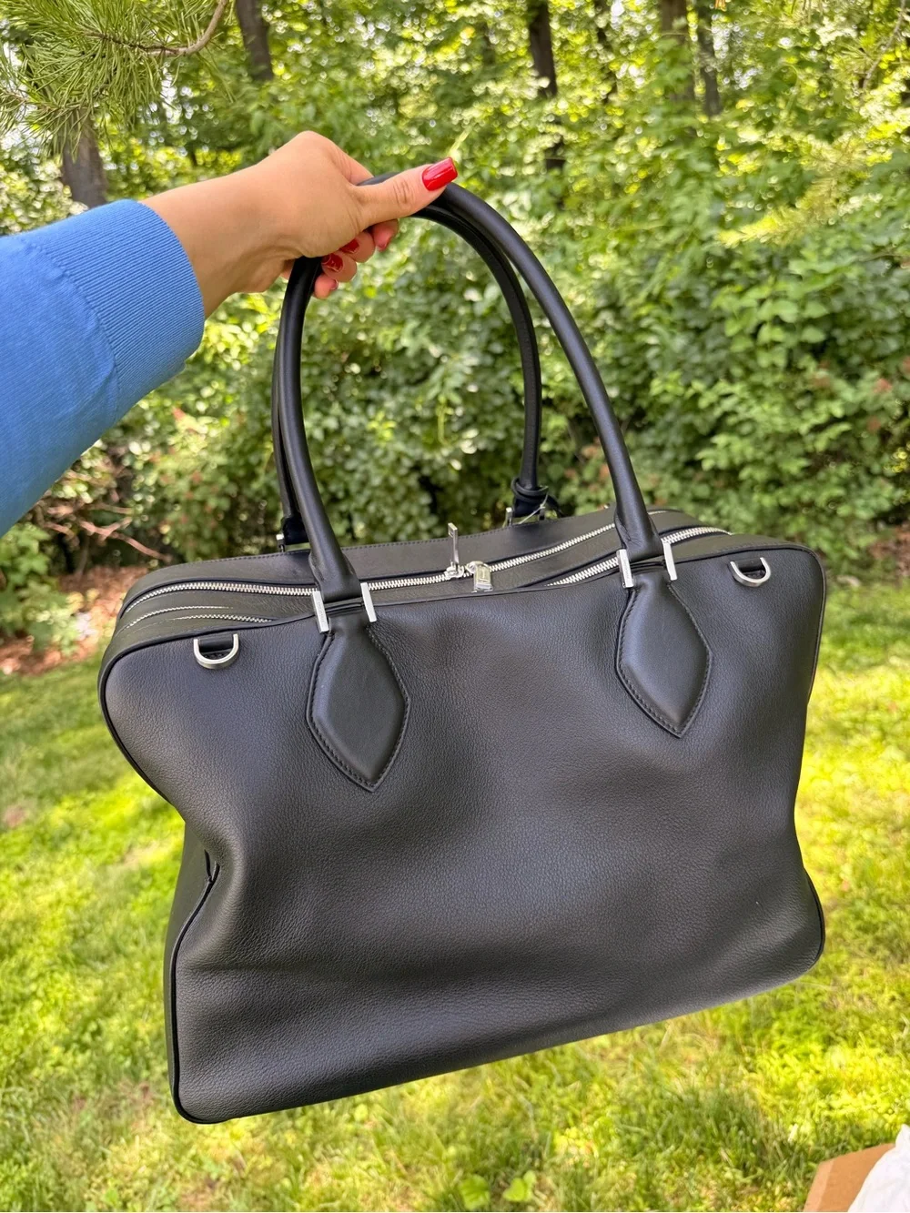 $3300 Ferragamo Star Shaped Leather Tote Briefcase Black Italy STORE DISPLAY